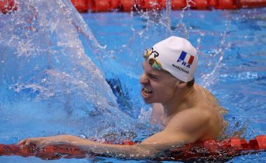 Leon Marchand shkatërron rekordin e fundit botëror të Michael Phelps