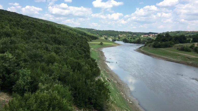 Gjendet një trup i vdekur në lumin Drini i Bardhë në Prizren, u gjet nga disa peshkatarë