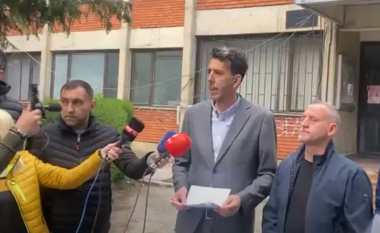Pëllumb Vela jep dorëheqje nga pozita e drejtorit të Spitalit të Tetovës