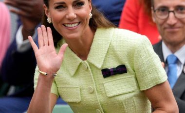 Kate Middleton dominon sërish lozhën në Wimbledon: Ngjyra e kompletit është esenca e femërores