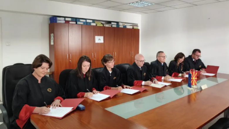 Prokurorët e rinj të Prokurorisë Publike në RMV nënshkruan deklarata publike