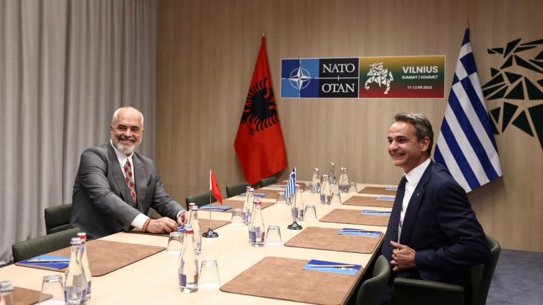 Mitsotakis takon Ramën në Samitin e NATO-s, kërkon zgjidhjen e çështjes Beleri sa më shpejtë