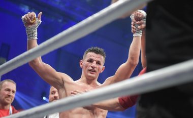 Robin Krasniqi fiton duelin e vlefshëm për WBC Silver