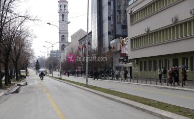 Prishtinasit organizojnë protestë për të kërkuar hapjen e rrugës “Xhorxh Bush”