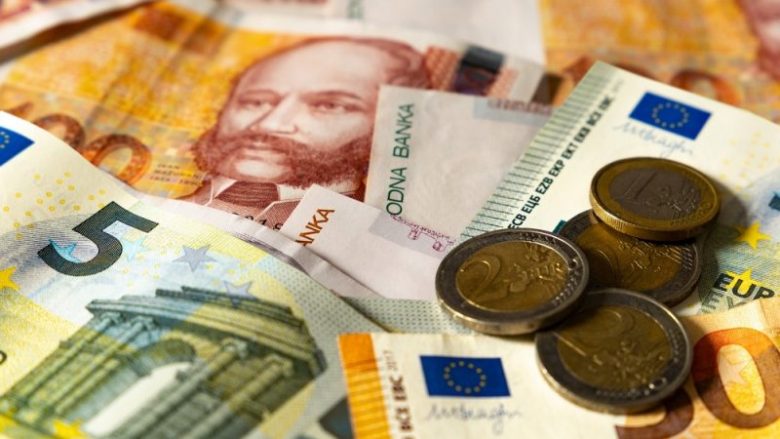 Euro, monedhë kombëtare në Shqipëri? Ekspertët: Është një alternativë që duhet konsideruar