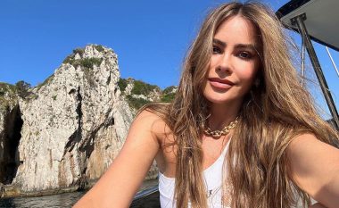 Sofia Vergara është duke pushuar në Itali, fotografitë me kostum larjeje ‘rrënuan’ Instagramin