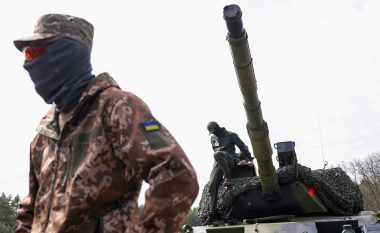 Lajmi vjen nga Gjermania: Ukraina do të furnizohet me “dhjetëra” tanke të tjera Leopard ndërsa kundërofensiva vazhdon