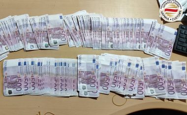 Doganierët e RMV-së i konfiskojnë 98 mijë euro një shtetasi në pikën kufitare “Bogorodica”
