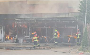 Zjarri në ETC, flasin nga policia e zjarrfikësit: Shuarja e zjarrit ishte e vështirë