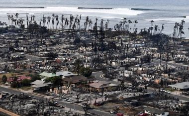 Meteorologia nga Maui në Havai: Njerëzit vdisnin në oqean dhe po digjeshin në vetura