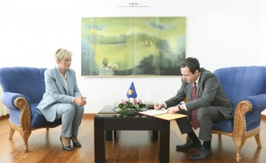 Ndalimi i Ardita Sinanit, këshilltare e Kurtit – reagon Qeveria e Kosovës