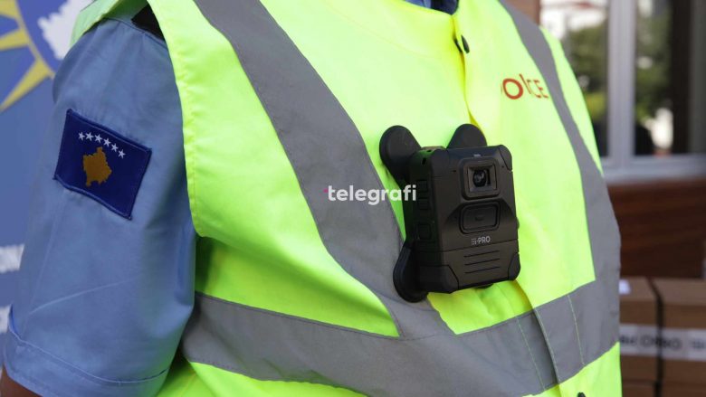 250 kamera të trupit për policët e Kosovës, Hoxha: Do të rrisin llogaridhënien dhe transparencën