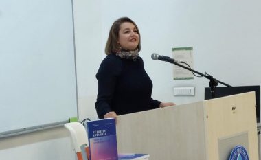 Profesoresha Arta Selmani – Bakiu flet për promovimin e monografisë postmortem të mikes së saj Emine Zendeli
