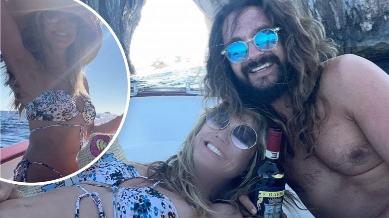 50-vjeçarja Heidi Klum shfaq linjat e tonifikuara në bikini, teksa shijon pushimet me bashkëshortin 33 vjeç Tom Kaulitz