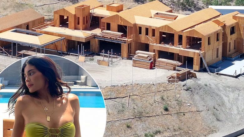 Pamje nga shtëpia super luksoze e Kylie Jenner që ngjan me ndërtimin e një hoteli