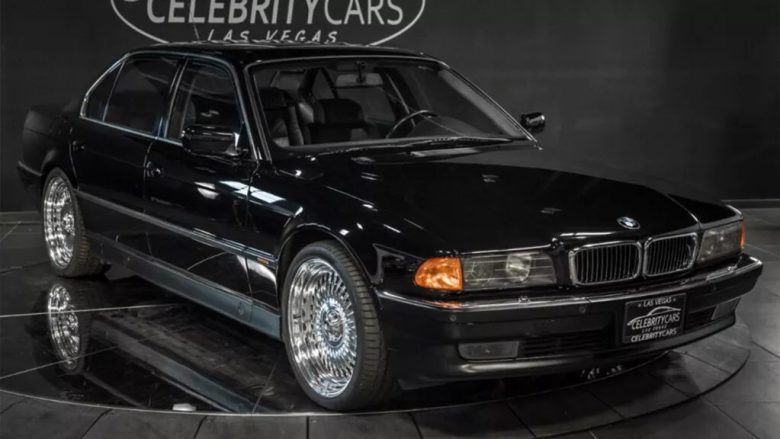 Del në ankand BMW 7-Series e vitit 1996, vetura në të cilën u vra Tupac Shakur
