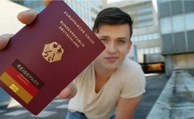 Gjermania pajtohet t’i lehtësojë procedurat për marrjen e shtetësisë për emigrantët