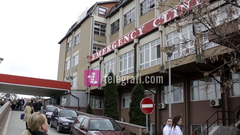 Vdes në QKUK një qytetar nga Ferizaj – i njëjti kishte lënduar vetën me thikë ditë më parë
