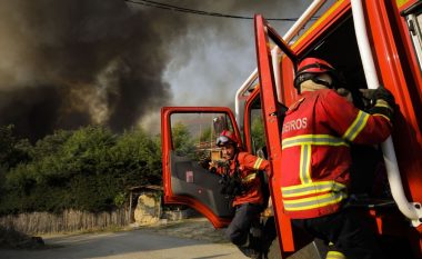 Qindra të evakuuar, Portugalia po lufton me zjarret që kanë përfshirë mijëra hektarë mes temperaturave në rritje