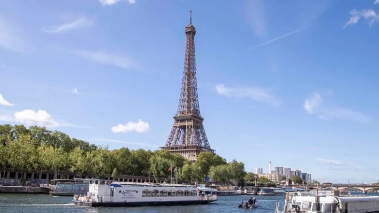 Një alarm për bombë shkakton evakuimin në Kullën Eifel në Paris