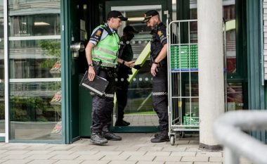 Sulm me thikë në Norvegji, një student plagosi dy profesorë në universitet