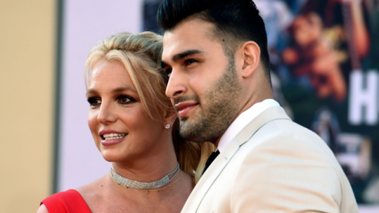Sam Asghari nuk do të marrë para nga libri i Britney Spears “The Woman In Me”, për të cilin nënshkroi një kontratë 13 milionë euroshe