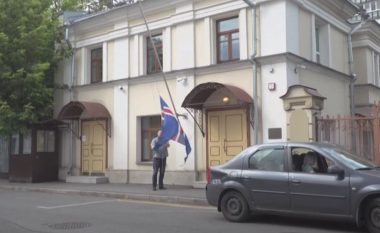 Islanda bëhet vendi i parë i NATO-s që mbyll ambasadën në Rusi