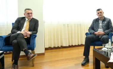 Nenad Rashiq tregon nëse zv.ministri Radomiroviq ishte pjesë e forcave serbe gjatë luftës në Kosovë
