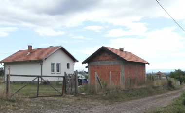Fqinjtë me akuza për serbin Zariq, thonë se kreu krime lufte në fshat