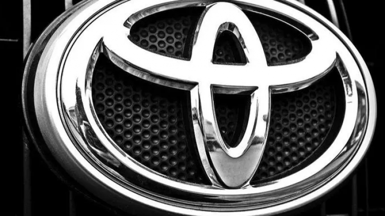 Toyota ndalon prodhimin në fabrikën e saj në Çeki për shkak të mungesës së pjesëve