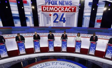 Mbahet debati i parë i kandidatëve republikanë për zgjedhjet e vitit 2024 – Trump nuk merr pjesë