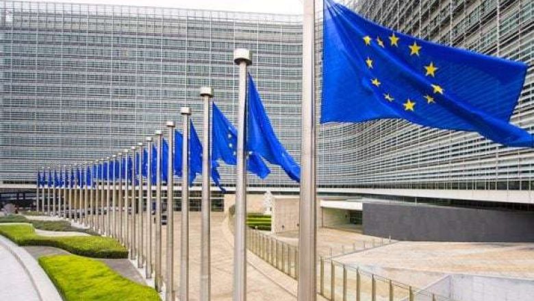 Komisioni Evropian kërkon detaje për marrëveshjen Itali-Shqipëri për emigrantët