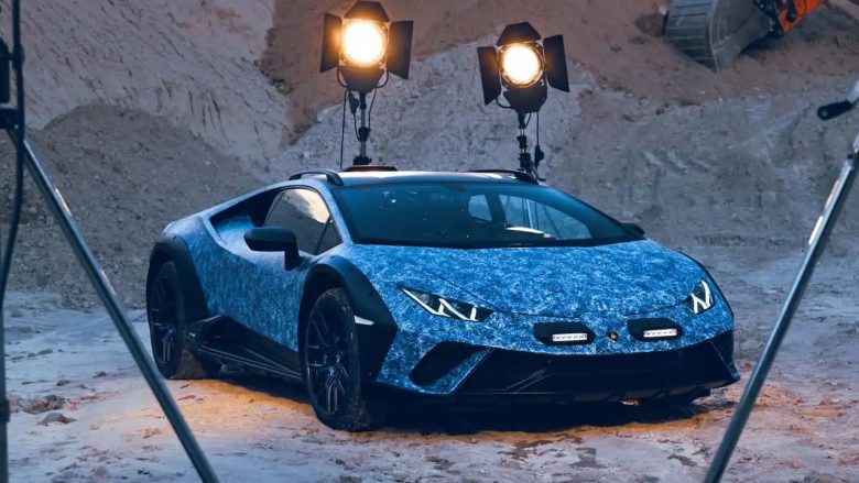 U deshën 370 orë për ngjyrosjen e Lamborghini Huracan Sterrato Opera Unica