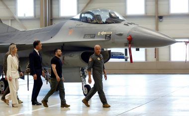 Eksperti ushtarak: F-16 një 'hap i madh' përpara për Ukrainën - por nuk do të përdoren deri vitin e ardhshëm