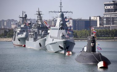 Ukraina premton më shumë sulme ndaj anijeve ruse dhe urës së Krimesë