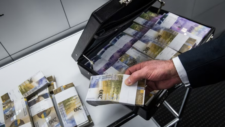 Zvicra po harton rregullat e reja kundër pastrimit të parave