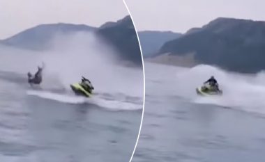 Lundronte me shpejtësi, Luiz Ejlli rrëzohet aksidentalisht nga motor-skaf në det