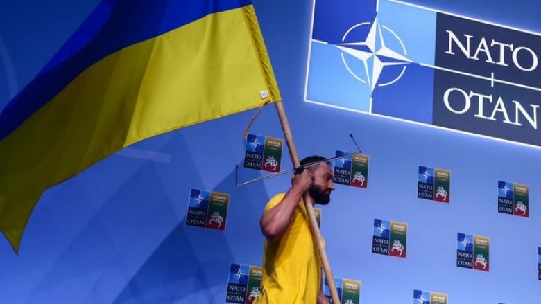 “Absolutisht e papranueshme”, Ministria e Jashtme e Ukrainës kritikon zyrtarin e NATO-s
