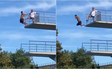 Refuzoi të kërcente, momenti i tmerrshëm kur një ‘roje plazhi’ shtyu një të ri nga një platformë kërcimi nga dhjetë metra lartësi në Austri