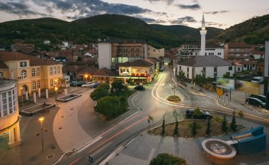 Ndahen mbi 10 mijë euro për Këshillin Kombëtar Shqiptar dhe përfaqësuesit e Luginës të Preshevës