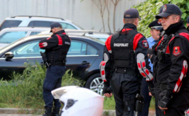 Aksidentohet motori i forcave “Shqiponja” në Sarandë, një polic i plagosur