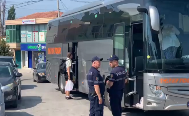 U helmuan ditën e djeshme, largohen edhe turistët e mbetur nga spitali në Vlorë