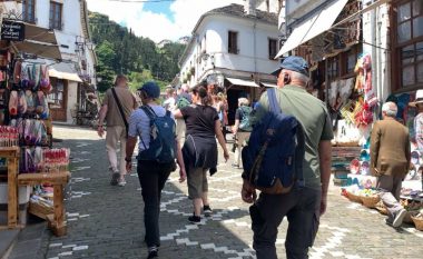 Shqipëria po përjeton vitin me numrin më të lartë të turistëve, 8.3 milionë vizitorë të huaj deri në shtator