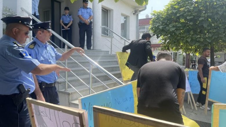 ​Protestë në Graçanicë, kërkohet drejtësi për romin e sulmuar nga policët serbë