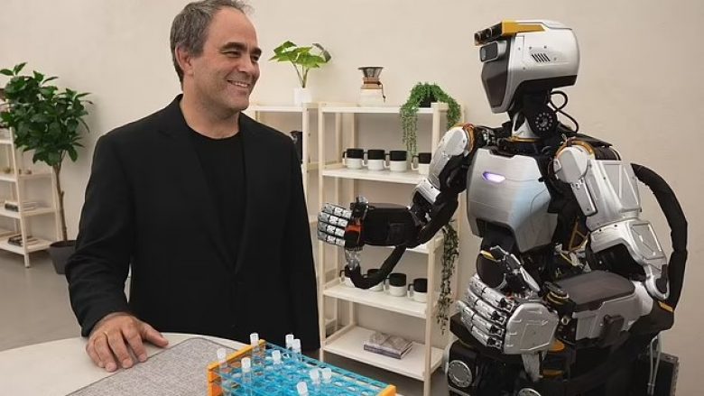 Njihuni me Phoenix, robotin me përmasa të njeriut që do të mund të kryej të gjitha punët e shtëpisë