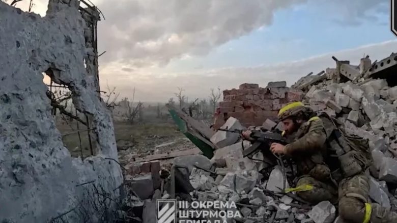 Forcat speciale ukrainase ia mësyjnë pozicioneve ruse në Klischiivka, arrijnë ta çlirojnë fshatin nga forcat pushtuese