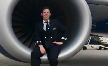 Piloti britanik thithi kokainë nga gjoksi i një gruaje të zhveshur pak orë para fluturimit, u mburr duke i treguar stjuardesës – pushohet nga puna