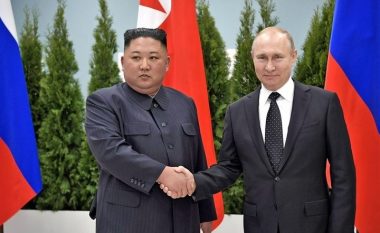 Kim Jong-un do të udhëtojë në Rusi, pritet të diskutojë me Putinin për dërgimin e armëve – alarmohen Shtetet e Bashkuara