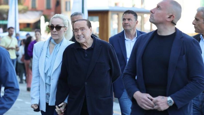 Italia krijon një precedent për shkak të Berlusconit