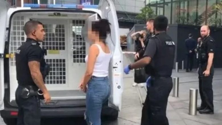 Rasti i parë i ekstradimit: Një vajzë shqiptare e kërkuar nga policia e Shqipërisë arrestohet në Londër